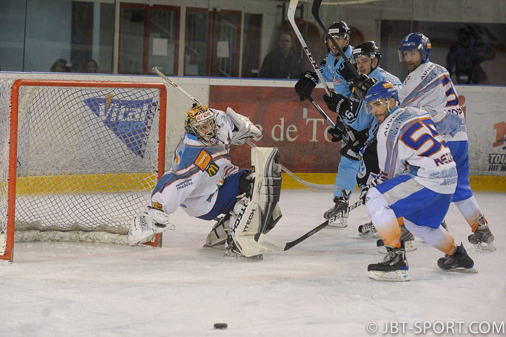 Tours - Clermont-Ferrand
03 - 05