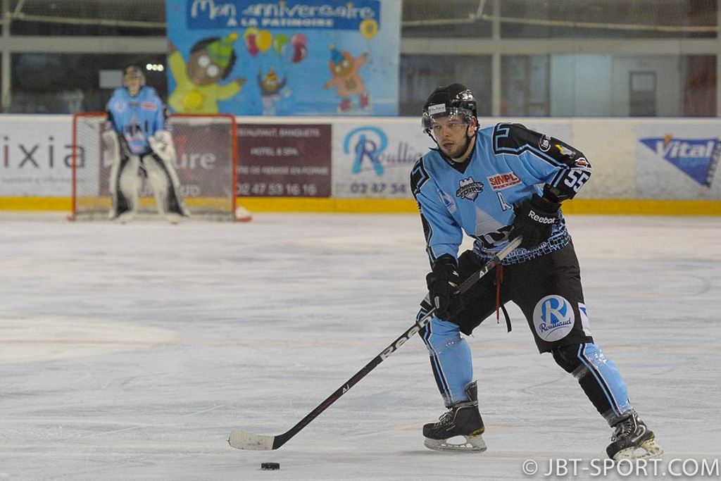 Tours - Clermont-Ferrand
03 - 05