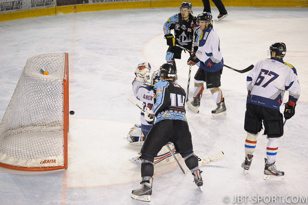 Tours2 - Luxembourg
09 - 03
( 3e Division )