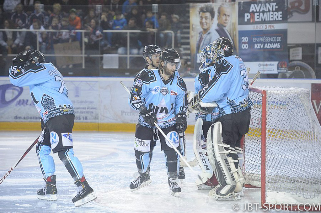 Tours - Evry
1/8 de finale Play Offs match retour
05 -04
( 2e Division )