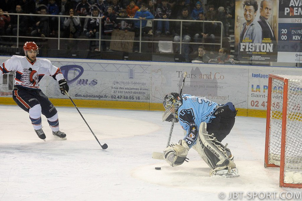 Tours - Evry
1/8 de finale Play Offs match retour
05 -04
( 2e Division )