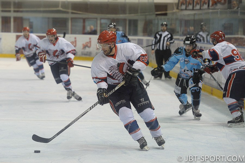 Tours - Evry
1/8 de finale Play Offs match retour
05 -04
( 2e Division )