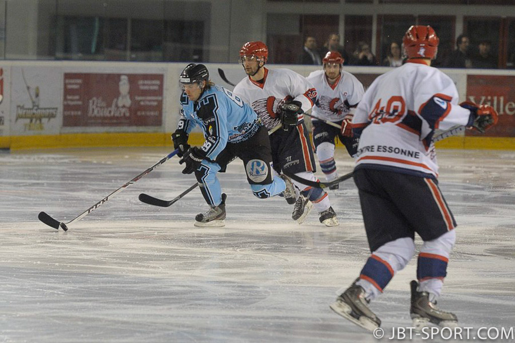 Tours - Evry
1/8 de finale Play Offs match retour
05 -04
( 2e Division )