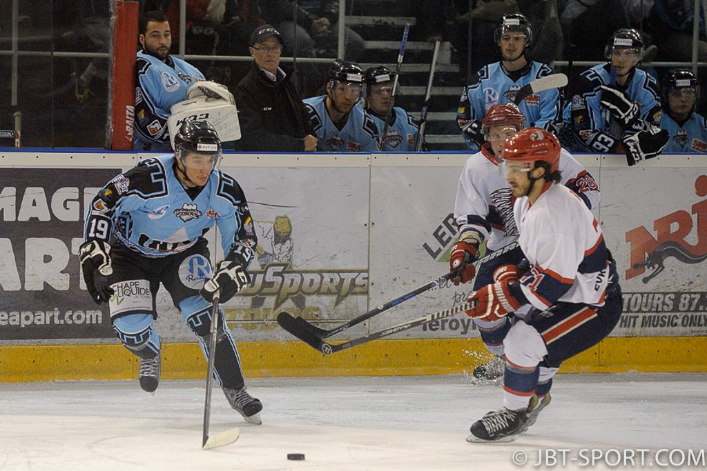 Tours - Evry
1/8 de finale Play Offs match retour
05 -04
( 2e Division )