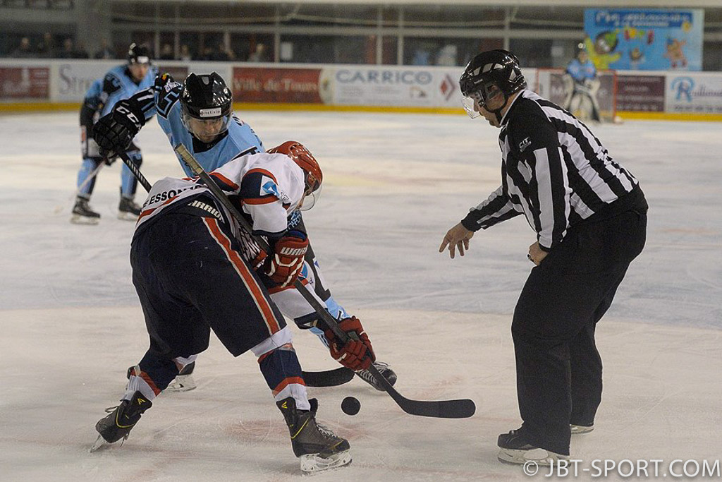 Tours - Evry
1/8 de finale Play Offs match retour
05 -04
( 2e Division )