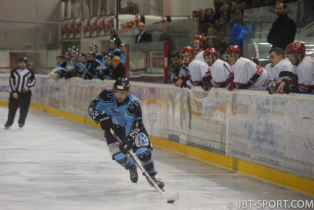 Tours - Evry
1/8 de finale Play Offs match retour
05 -04
( 2e Division )