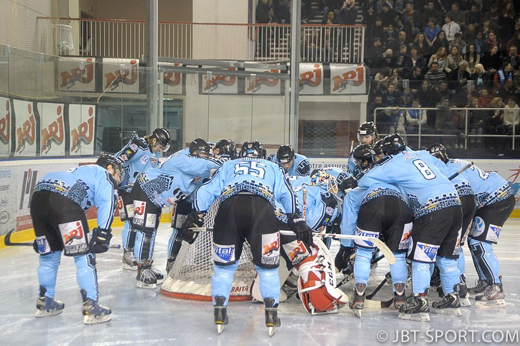 Tours - Valence 05 -01
Play Offs Quart de finale aller
( 2e Division )
