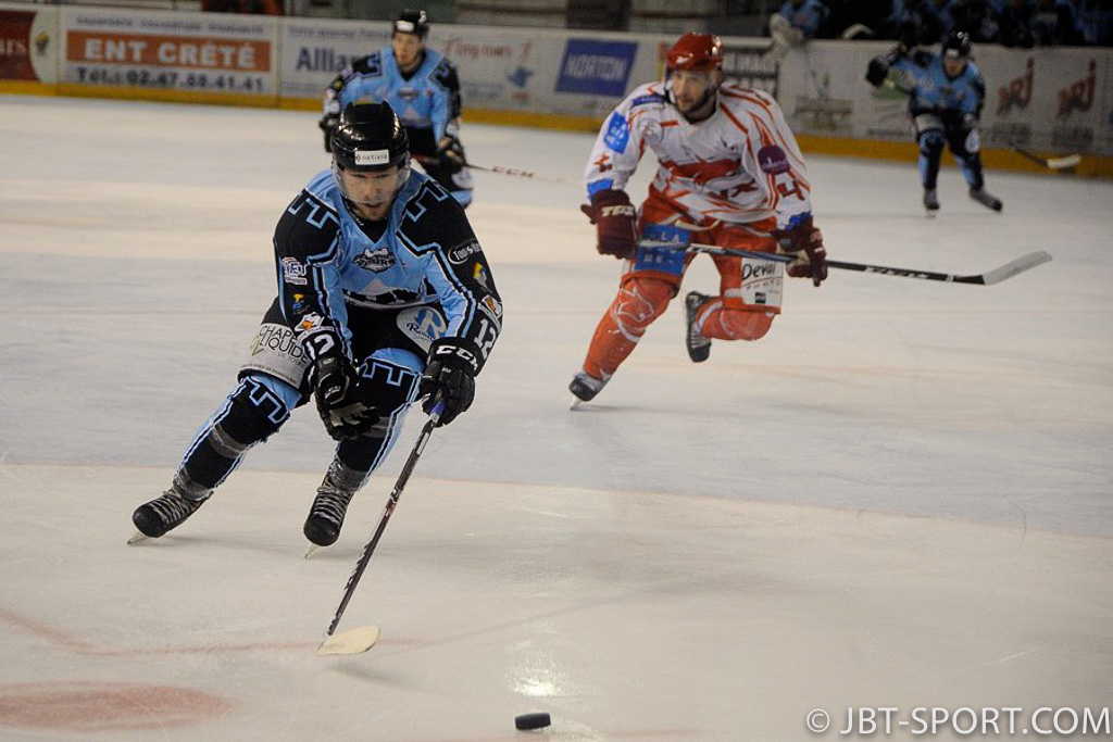 Tours - Valence 05 -01
Play Offs Quart de finale aller
( 2e Division )