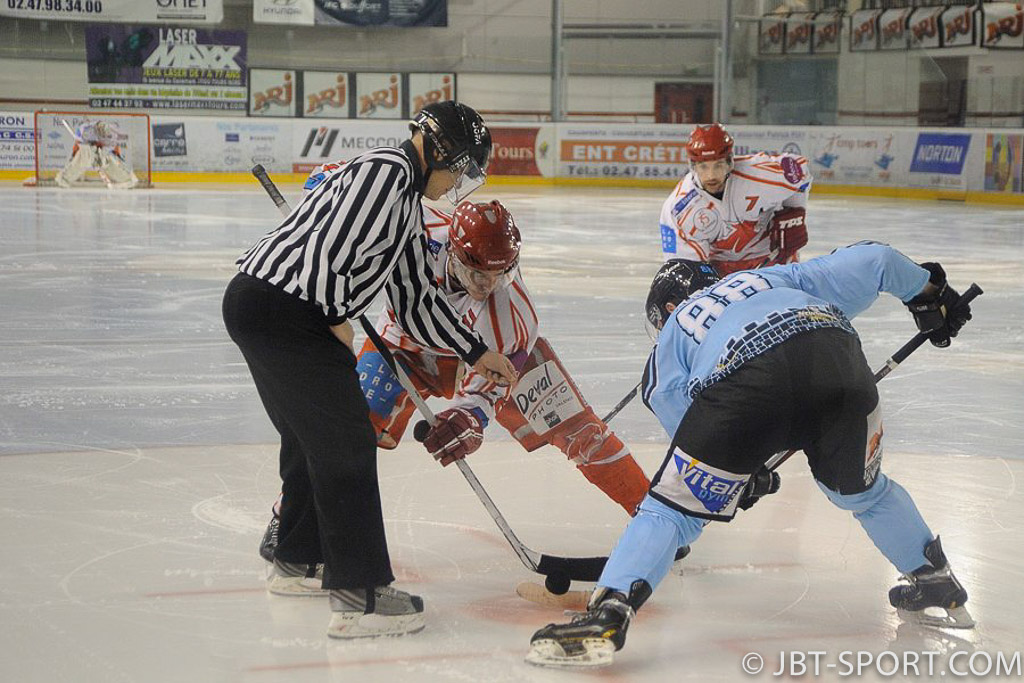 Tours - Valence 05 -01
Play Offs Quart de finale aller
( 2e Division )
