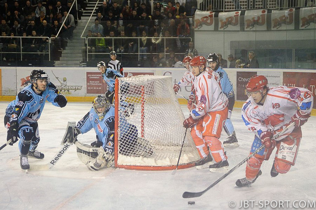 Tours - Valence 05 -01
Play Offs Quart de finale aller
( 2e Division )