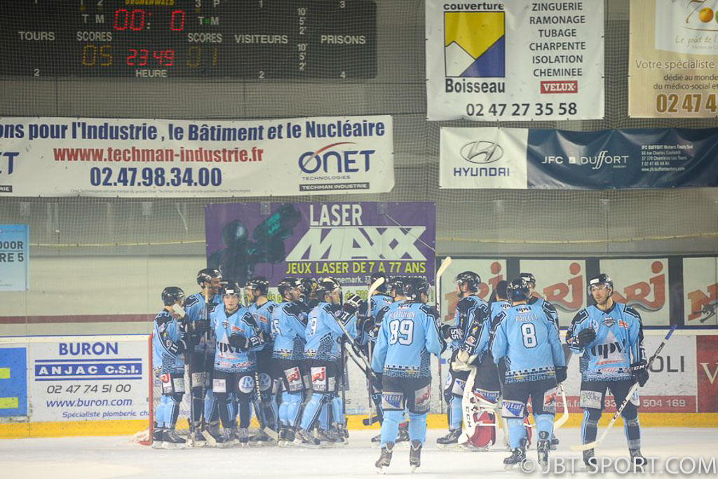 Tours - Valence 05 -01
Play Offs Quart de finale aller
( 2e Division )