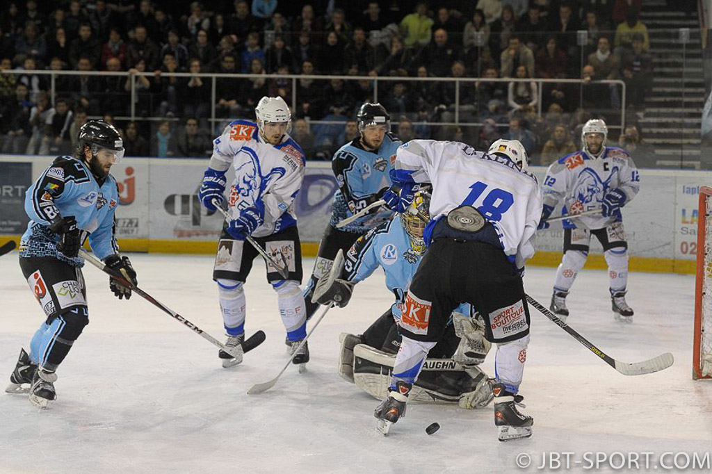 Tours - Val Vanoise  06-05
Demi finale aller Play Offs
( 2e Division )