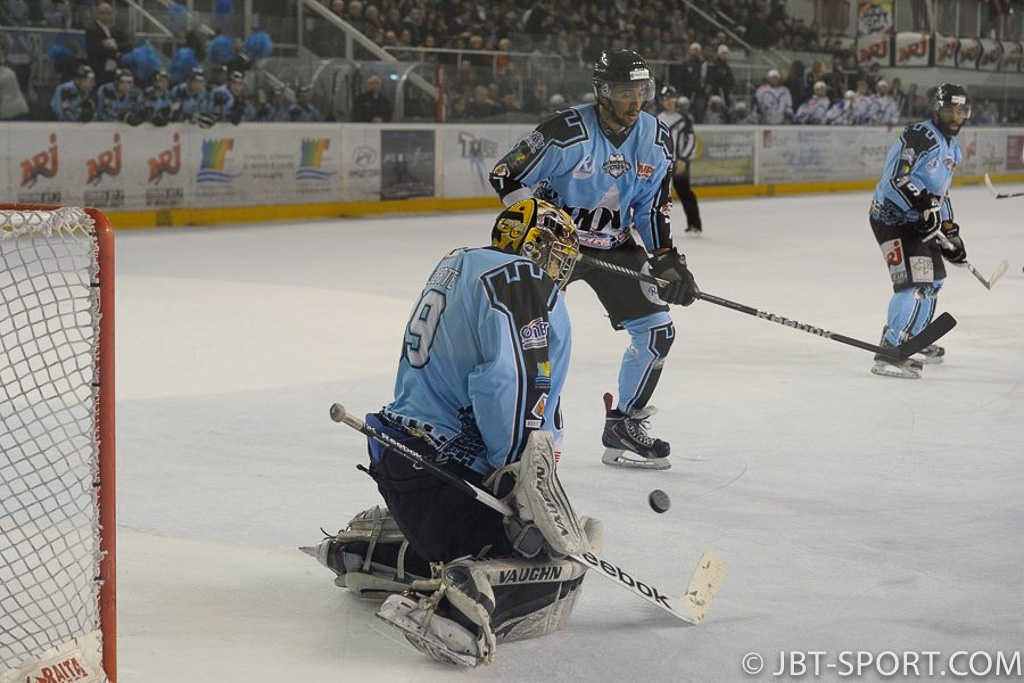 Tours - Val Vanoise  06-05
Demi finale aller Play Offs
( 2e Division )