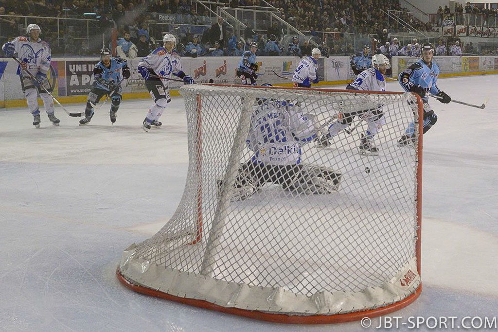 Tours - Val Vanoise  06-05
Demi finale aller Play Offs
( 2e Division )