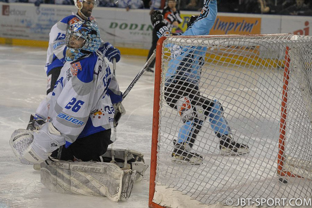 Tours - Val Vanoise  06-05
Demi finale aller Play Offs
( 2e Division )