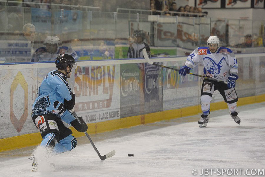Tours - Val Vanoise  06-05
Demi finale aller Play Offs
( 2e Division )