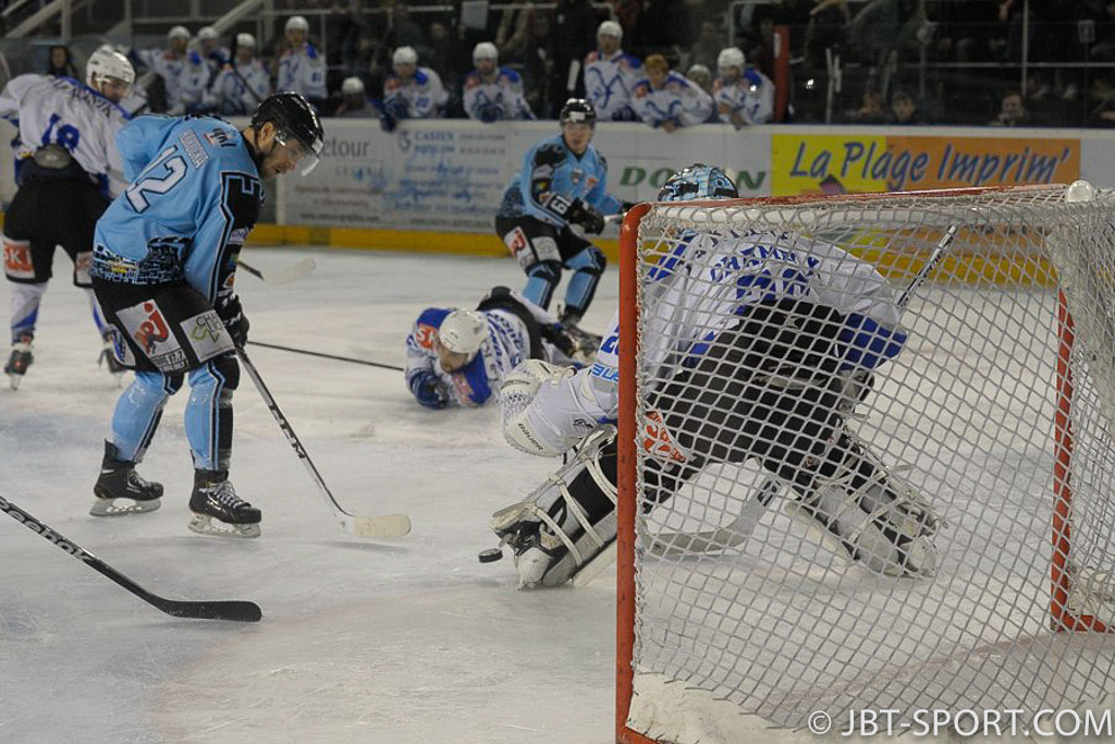 Tours - Val Vanoise  06-05
Demi finale aller Play Offs
( 2e Division )