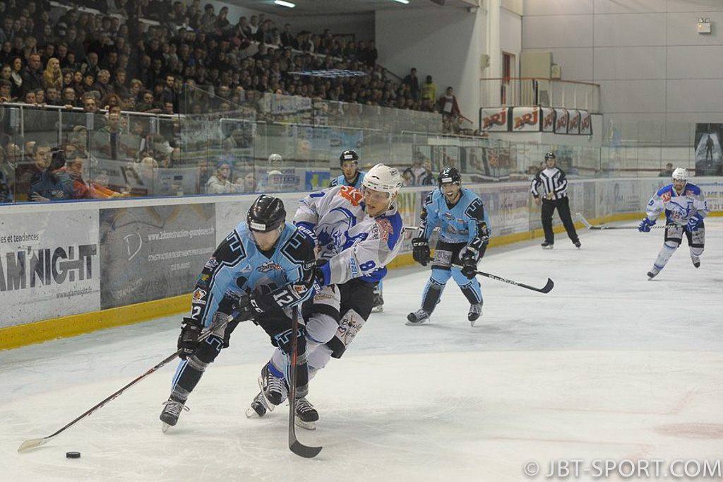 Tours - Val Vanoise  06-05
Demi finale aller Play Offs
( 2e Division )