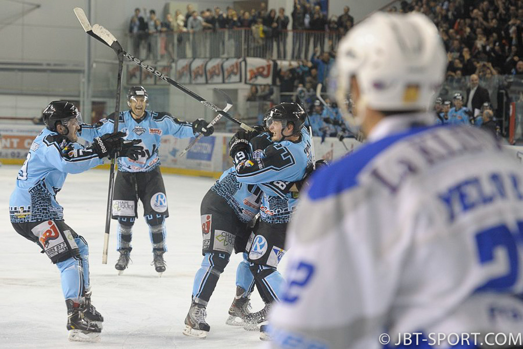 Tours - Val Vanoise  06-05
Demi finale aller Play Offs
( 2e Division )