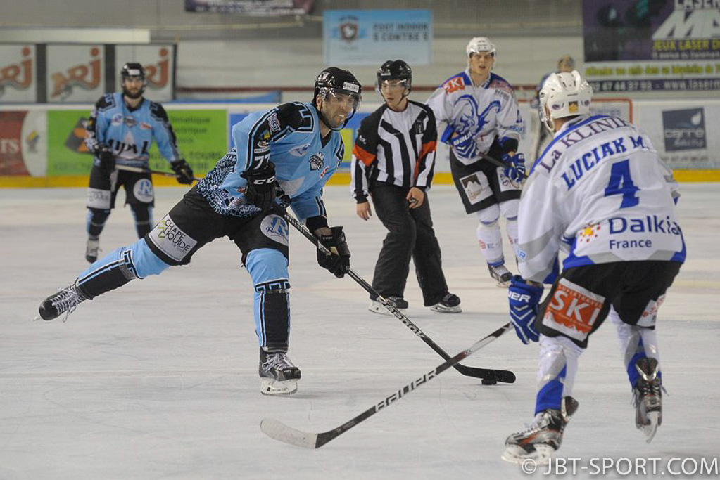 Tours - Val Vanoise  06-05
Demi finale aller Play Offs
( 2e Division )