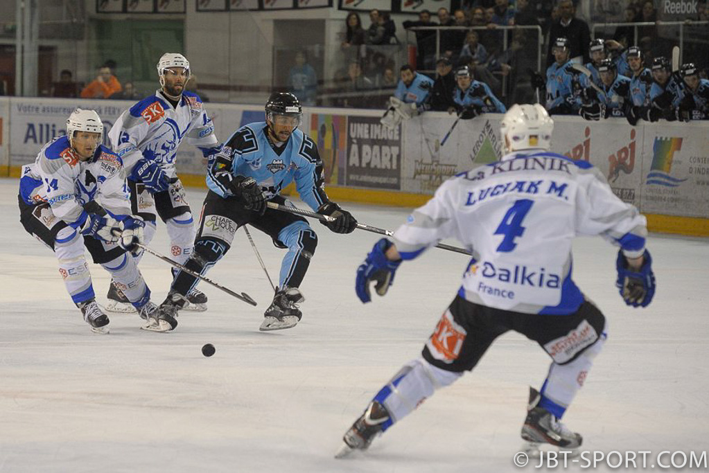 Tours - Val Vanoise  06-05
Demi finale aller Play Offs
( 2e Division )