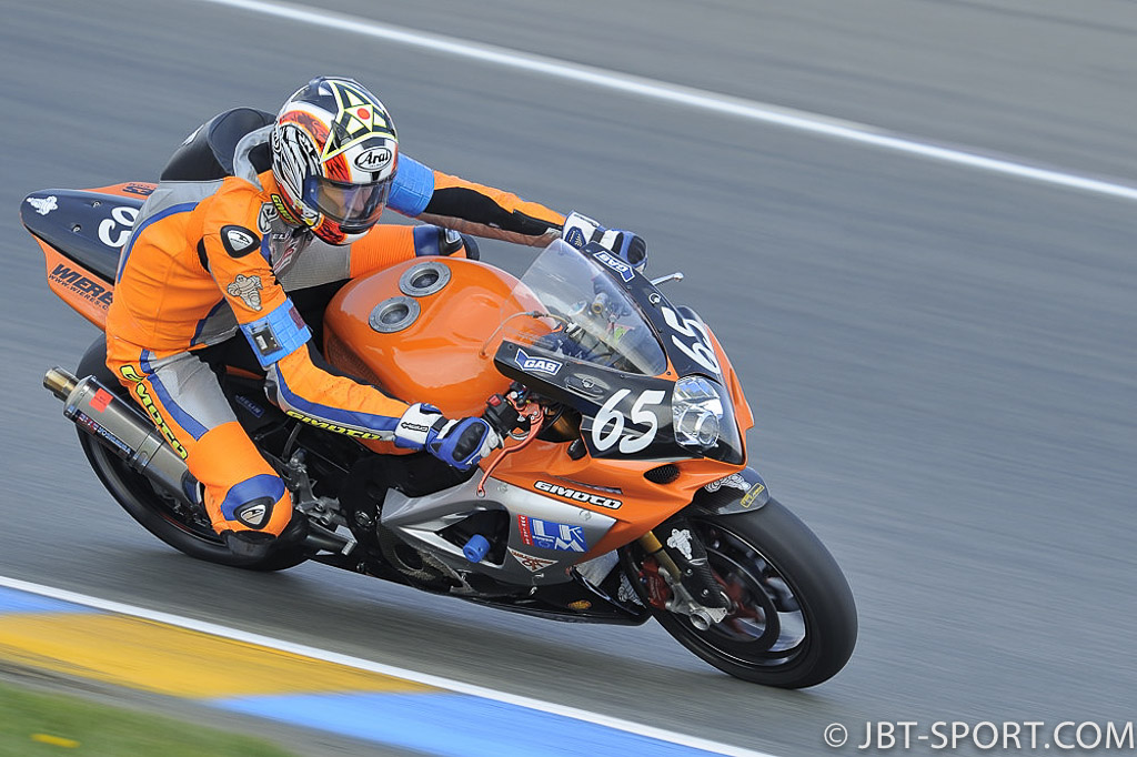 MOTOBOX KREMER RACING TEAM SHELL ADVANCE - 1000 GSXR