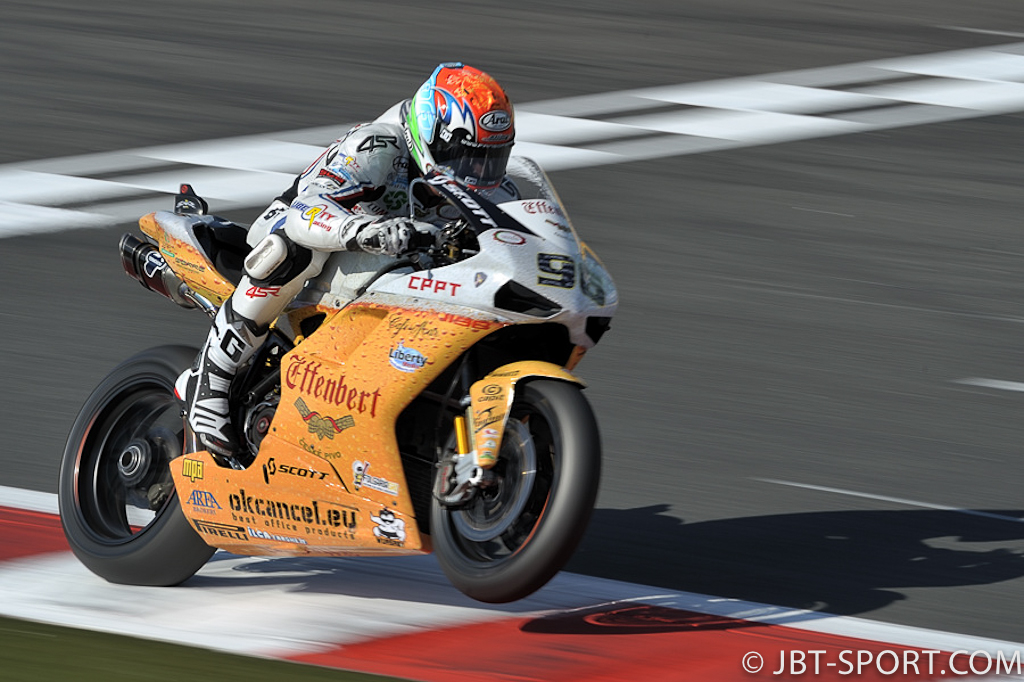 Superbike Magny-Cour 2011